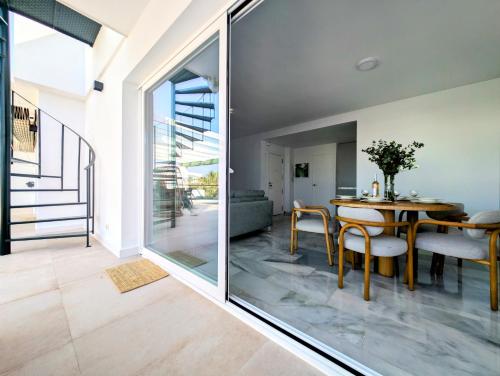 Beautiful first line Penthouse with Sea View Mi Capricho in Calahonda