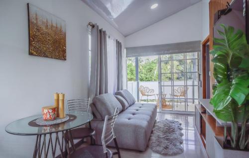 . Deluxe Couples Apartment