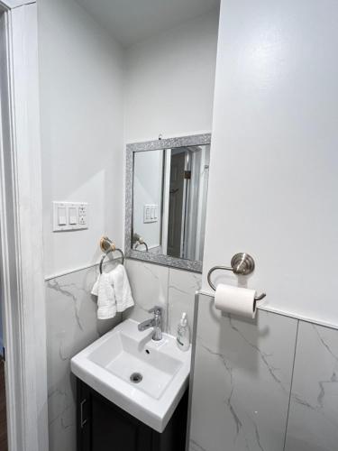 Double Room image 2