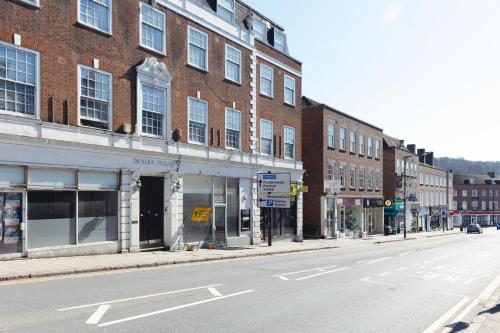 A szálláshely kívülről, High Wycombe Lodge Dralda House in High Wycombe