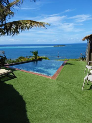 Úszómedence, Faré Mahi Mahi (Fare Mahi Mahi) in Uturoa
