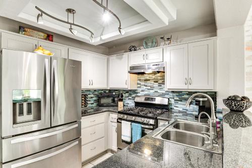 Pool Access Beautiful Modern Home in Las Vegas!, Las Vegas (foto 8)