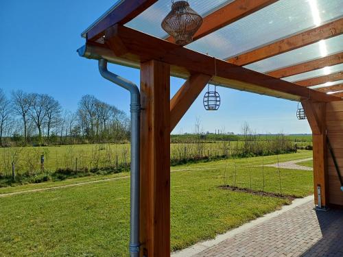 Vakantiehuisje het Hert, mooi centraal in Friesland in Poppingawier