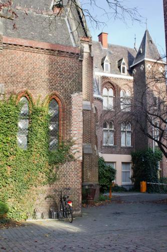 Guesthouse PoortAckere Ghent - Hôtel - Gand