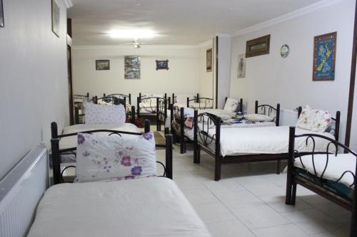 1 twin bed