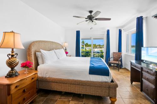 Augusta Bay in George Town