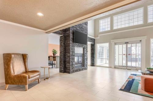 Best Western Grand Manor Inn - image 12