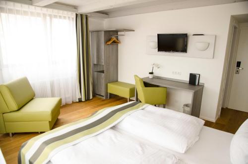 Hotel am Schloss - image 3