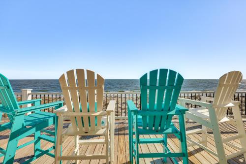 Walk to Beach Coastal Oak Island Gem with Elevator!