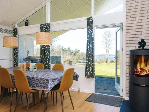 Oprema, 7 person holiday home in Skals-By Traum in Lynderup
