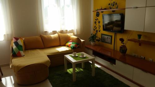 Apartment Mihaela - image 6