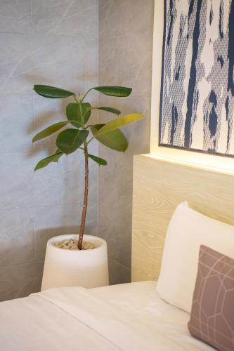 Standard Double Room image 2