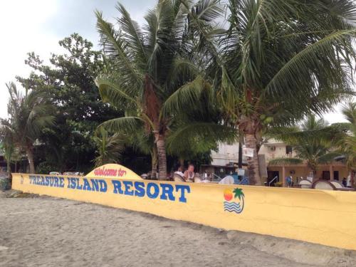 Treasure Island Beach Resort 5
