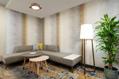 TownePlace Suites by Marriott San Diego Carlsbad / Vista - image 7