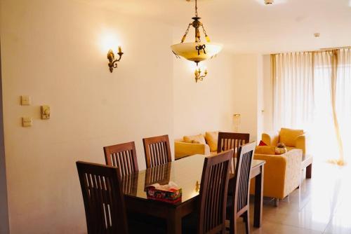 Apartment in Crescat Colombo - image 4