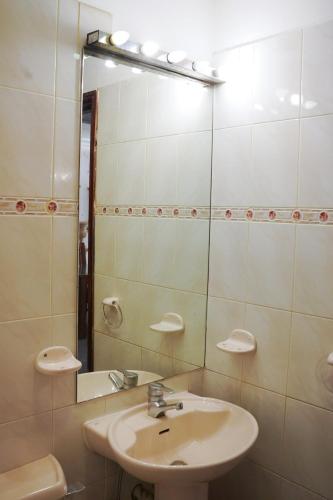 Apartment in Crescat Colombo - image 3