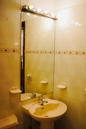 Apartment in Crescat Colombo - image 12