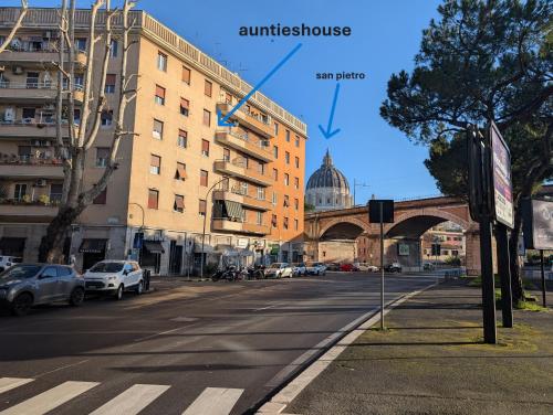 auntieshouseroma, Рим