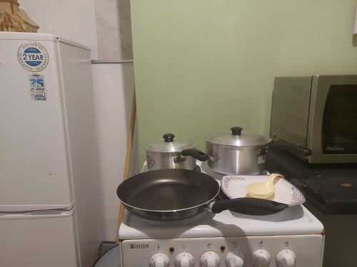 Kjøkken, Private 1 Bed Flat Near The Aston Villa Park in Handsworth Wood