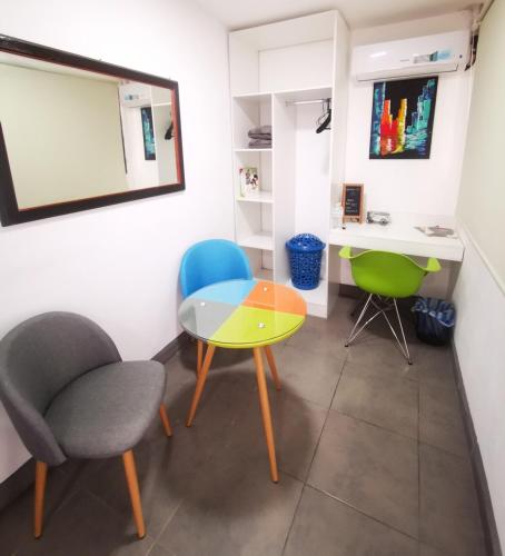 One-Bedroom Apartment image 9