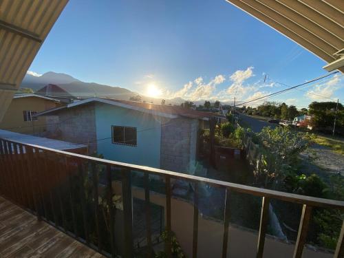 Cabaña rústica (Cabana rustica) in Nueva California