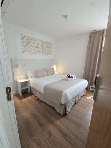 Hostal Sol 4 - image 5