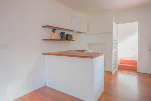 Close to City 3 Bedroom House Surry Hills 2 E-Bikes Included - image 11