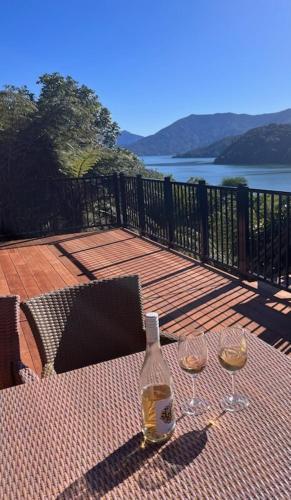 . Kenepuru view - private getaway in the Sounds