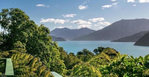 Kenepuru view - private getaway in the Sounds