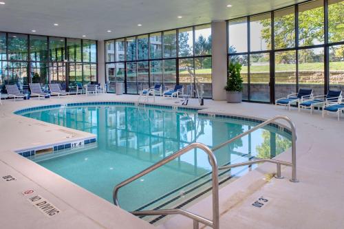 Hampton Inn By Hilton St Louis Airport - Hotel - Saint Louis