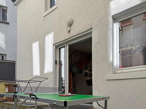 Zentr Stuttgart Gruppen-Duplex 13 Schlafplätze, PS5, Spiele & Terrasse, Štutgart (fotografie 8)