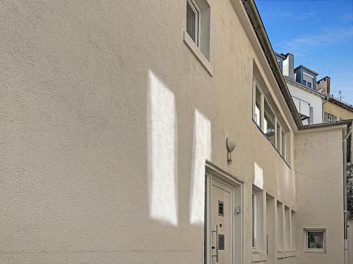 Zentr Stuttgart Gruppen-Duplex 13 Schlafplätze, PS5, Spiele & Terrasse, Štutgart (fotografie 5)