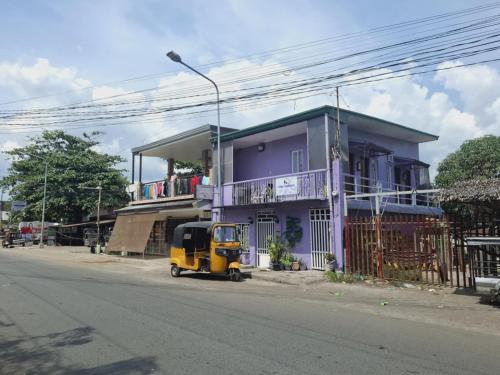 Purple Guesthouse in Nasugbu