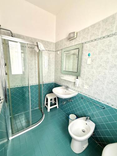 Superior Double Room image 3