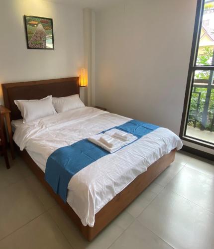 Double Room with Private Bathroom room in HOSTEL FUJI