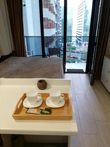 White small studio, Batumi (foto 8)
