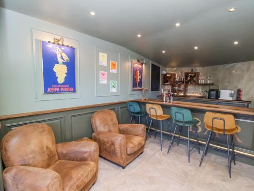 Exterior view, Beacon House in Sneaton