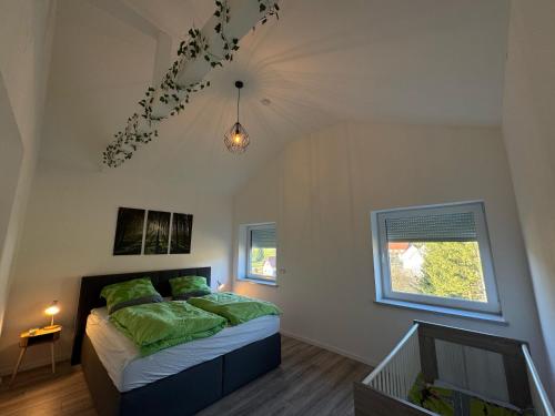 Waldzauber - Moderne Ferienwohnung im Grunen in Mucke