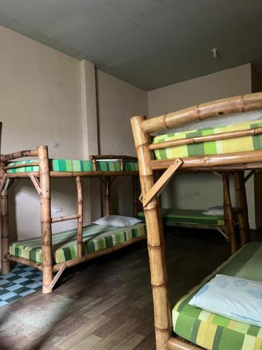 Sharky Hostel Oslob – Oslob, IL