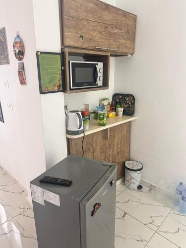 Facilities, Steele honey in Jericho