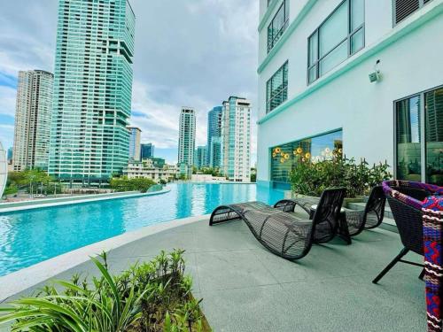 Novotel Executive Hotel at Rosalina Acqua Residence Mandaluyong, Manila