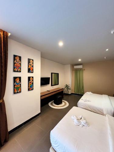 Hotel Ompu Herti – Balige, VA