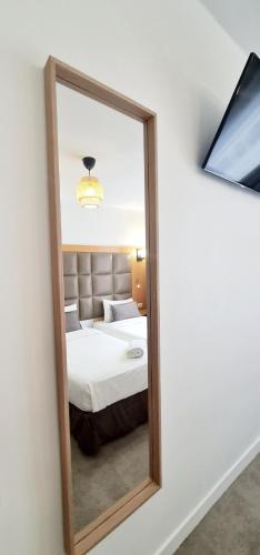 Hotel de France 18 - image 6