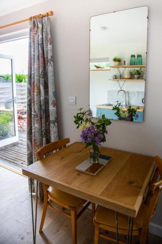 Beautiful Cabin Near Hay-on-Wye in Peterchurch
