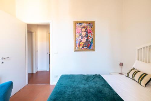 Standard Single Room with Shared Bathroom