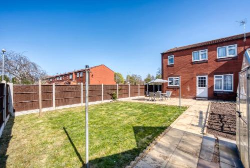 Spacious 4-Bed Home Near Birmingham City Centre with large Garden and WiFi, Birmingham (fotografie 8)