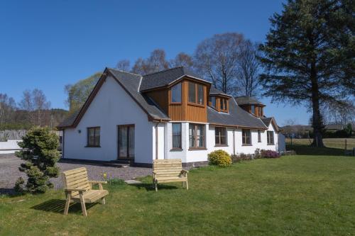 Зовнішній вигляд готелю, Mizpah Bed & Breakfast near Ben Nevis Highlands in Ройбрідж