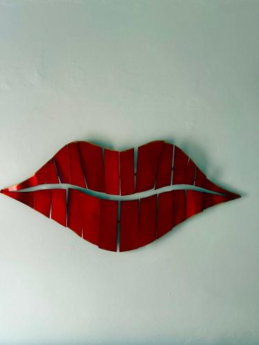 Titanic Shadow Entire house 5 mins from City Centre Titanic Shadow Entire house 5 mins from City Centre