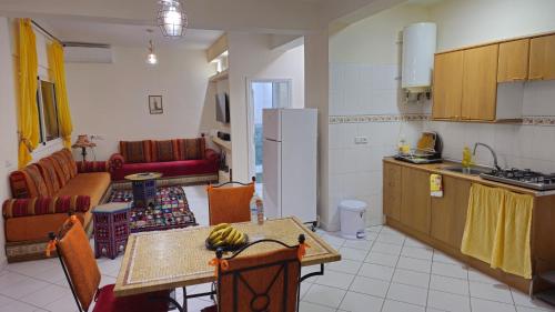 appartement julia au centre ville agadir dans résidence borj dalat (appartement julia au centre ville agadir dans residence borj dalat) in 아바투아