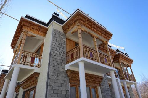 A szálláshely kívülről, Paradise Shey 水森シェ in Thiksey